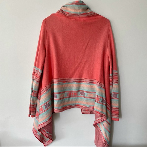 SALE‼️ VGUC XS/S BCBG poncho style open front cardigan - Picture 3 of 8